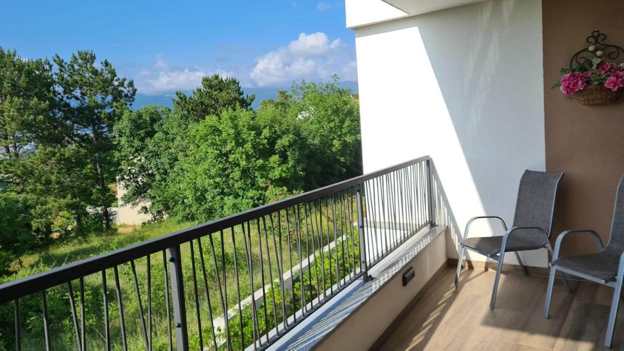 Vila Primorka Apartmani Oleander Šilo Екстериор снимка